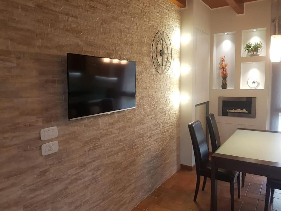 Copelia - Pool And Elegance Apartment Paratico Ngoại thất bức ảnh